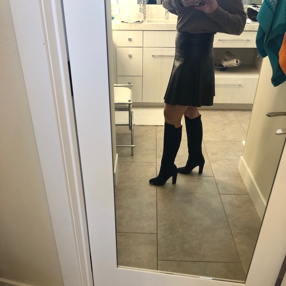 Vince Camuto knee blue suede back zipper sz 37 - Picture 11 of 11